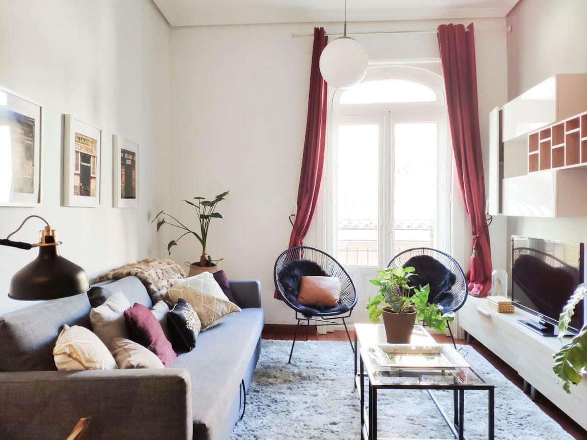Puerta Del Sol Boutique Apartment Мадрид Екстериор снимка